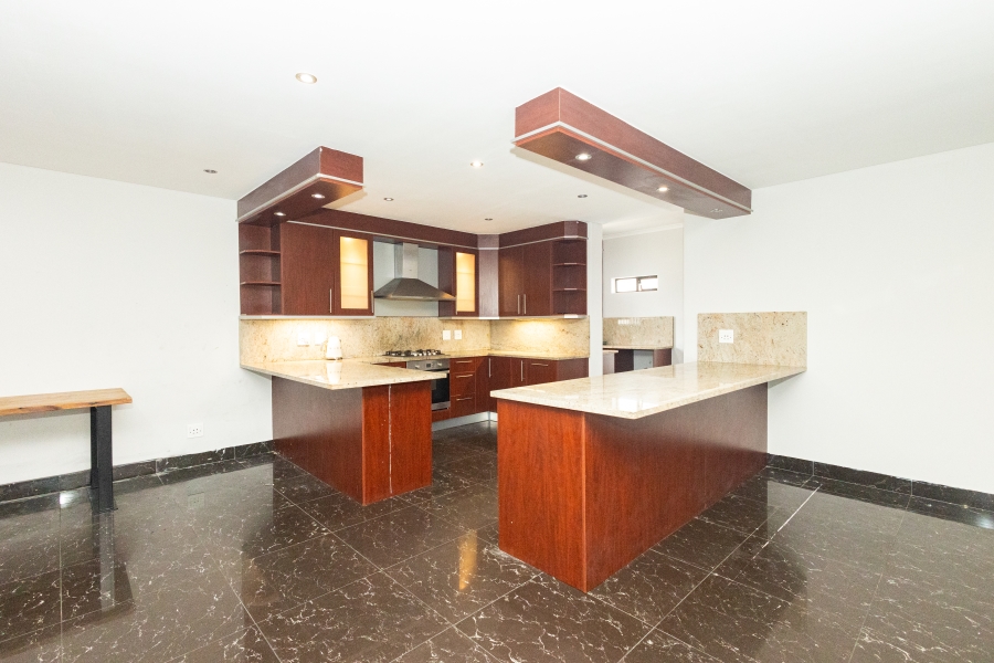 4 Bedroom Property for Sale in Parklands North Western Cape